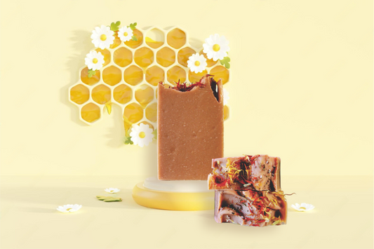 Amber Honeycomb Artisan Soap. NEW! - PinkFlamingoCandle