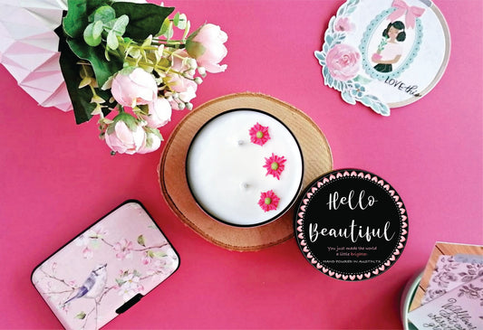 Hello Beautiful β Hand-Poured Natural Soy Candle | Long-Lasting, Clean Burn & Floral Scent | Eco-Friendly & Non-Toxic. Best candles in Austin